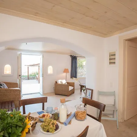 Traditional Cycladic House 2 In Mykonos Holiday home